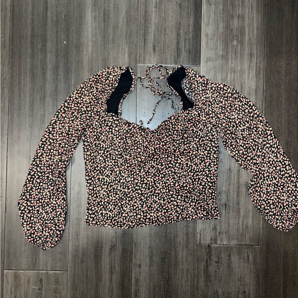 Abercrombie & Fitch floral top - brand new